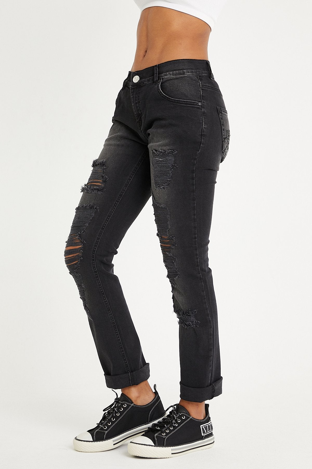 Ripped in Black Mid-Waist Jeans 4035